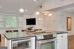 565 Martin Ln, Augusta, GA 30909 - Photo 19