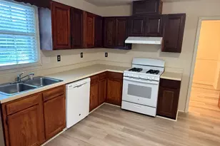 1832 SW King George Ln SW, Atlanta, GA 30331 - Photo 11