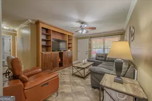 214 Kingsbury Cir, Warner Robins, GA 31088 - Photo 3