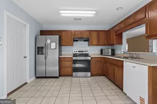 401 Victorias Cir, Saint Marys, GA 31558 - Photo 13