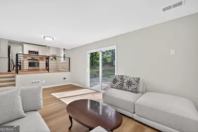 1434 Shelly Circle, Lawrenceville, GA 30043 - Photo 13