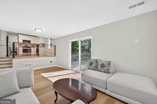 1434 Shelly Circle, Lawrenceville, GA 30043 - Photo 13