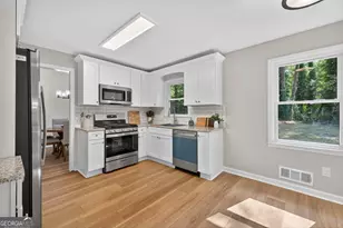 1434 Shelly Circle, Lawrenceville, GA 30043 - Photo 11