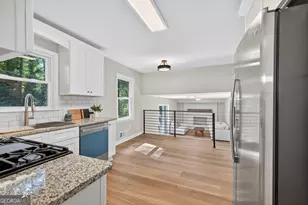 1434 Shelly Circle, Lawrenceville, GA 30043 - Photo 9