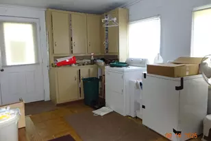 6 N Spring St, Claxton, GA 30417 - Photo 19