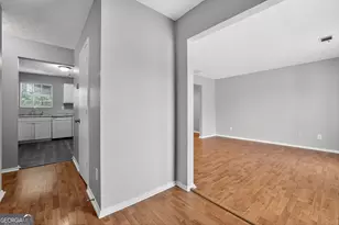 1312 Mill Lake Cir, Stone Mountain, GA 30088 - Photo 7