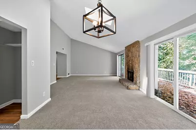 4250 Village Square Lane, Stone Mountain, GA 30083 - Photo 9