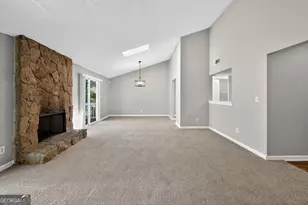 4250 Village Square Ln, Stone Mountain, GA 30083 - Photo 5