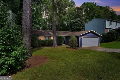 4250 Village Square Lane, Stone Mountain, GA 30083 - Photo 3