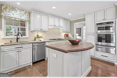 575 Fourth Fairway Drive, Roswell, GA 30076 - Photo 7