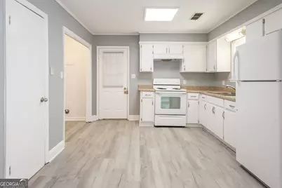 810 Jackson Street, Blackshear, GA 31516 - Photo 5