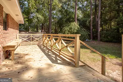 810 Jackson Street, Blackshear, GA 31516 - Photo 19