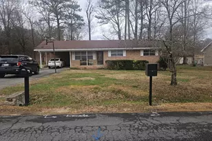 1158 Holly Grove Cir NE, Dalton, GA 30721 - Photo 1