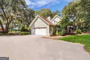 1024 Walthour Rd, Savannah, GA 31410 - Photo 3