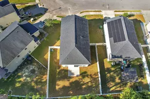 1243 Cypress Fall Cir, Hinesville, GA 31313 - Photo 5