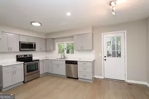 4149 Golfview Dr, Villa Rica, GA 30180 - Photo 7