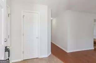 105 Adams Ct, Brunswick, GA 31525 - Photo 3