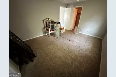 4077 Saint Charles Place, Macon, GA 31206 - Photo 11