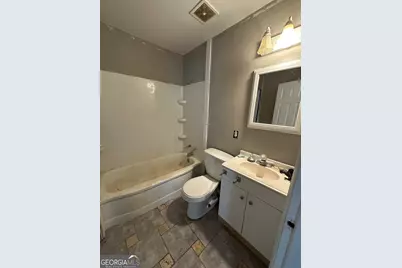 4077 Saint Charles Place, Macon, GA 31206 - Photo 17