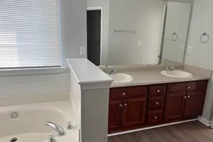 10650 Daisy Cove, Hampton, GA 30228 - Photo 9