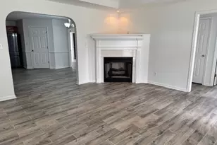 204 Falkirk Dr, Warner Robins, GA 31088 - Photo 3