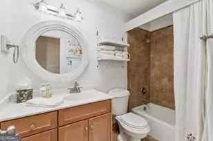 311 Dunbarton Dr, Saint Simons, GA 31522 - Photo 35