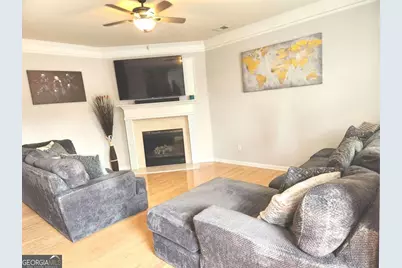 608 Lofty Lane SW, Atlanta, GA 30331 - Photo 5