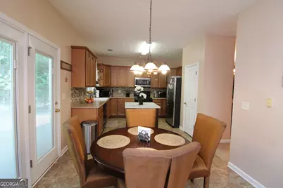 2402 Bancroft Way, Buford, GA 30519 - Photo 7