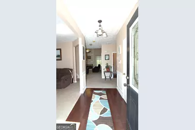 2402 Bancroft Way, Buford, GA 30519 - Photo 5