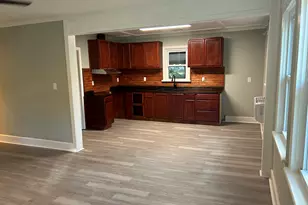 220 Page St, Eastman, GA 31023 - Photo 11