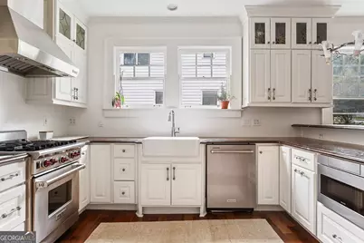 557 E Wesley Road NE, Atlanta, GA 30305 - Photo 9