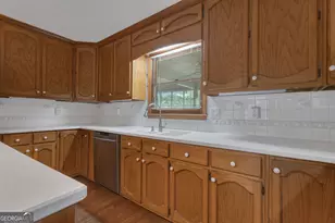 195 Mapledale Trail, Sharpsburg, GA 30277 - Photo 19