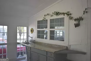 250 S Lewis St, Metter, GA 30439 - Photo 29