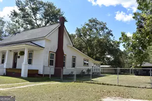 250 S Lewis St, Metter, GA 30439 - Photo 43