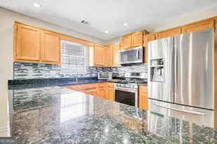 12350 Riviera Dr, Fayetteville, GA 30215 - Photo 17