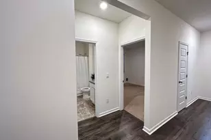 215 Barnyard Wy, Perry, GA 31069 - Photo 5