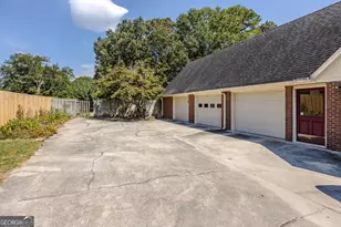 206 Ridge Cir, Dublin, GA 31021 - Photo 23