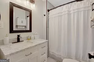 15 Chestnut Dr, Newnan, GA 30263 - Photo 11