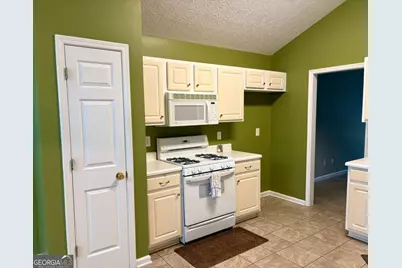 1331 Log Cabin Lane, Lawrenceville, GA 30045 - Photo 5