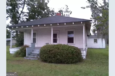 143 East Church Street, Ludowici, GA 31316 - Photo 1
