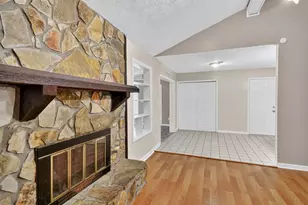 3140 Glen Hollow Dr, Rex, GA 30273 - Photo 5