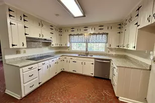 225 Alabama Dr, Tifton, GA 31794 - Photo 11