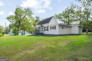 375 Baggs Ave SE, Pelham, GA 31779 - Photo 3