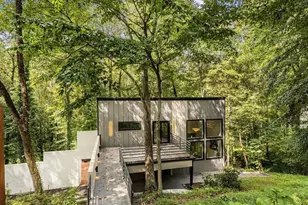 1153 Dawn View Ln, Atlanta, GA 30327 - Photo 5