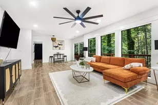 1153 Dawn View Ln, Atlanta, GA 30327 - Photo 53