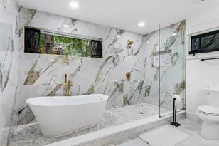 1153 Dawn View Ln, Atlanta, GA 30327 - Photo 49