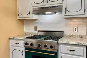 105 Meadow Springs Ct, Locust Grove, GA 30248 - Photo 5