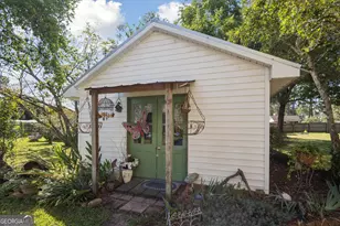 610 W Liberty St, Claxton, GA 30417 - Photo 43