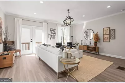 1975 Hollywood Road NW #14, Atlanta, GA 30318 - Photo 9