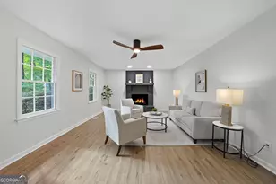 345 Henson Cir, Carrollton, GA 30117 - Photo 3